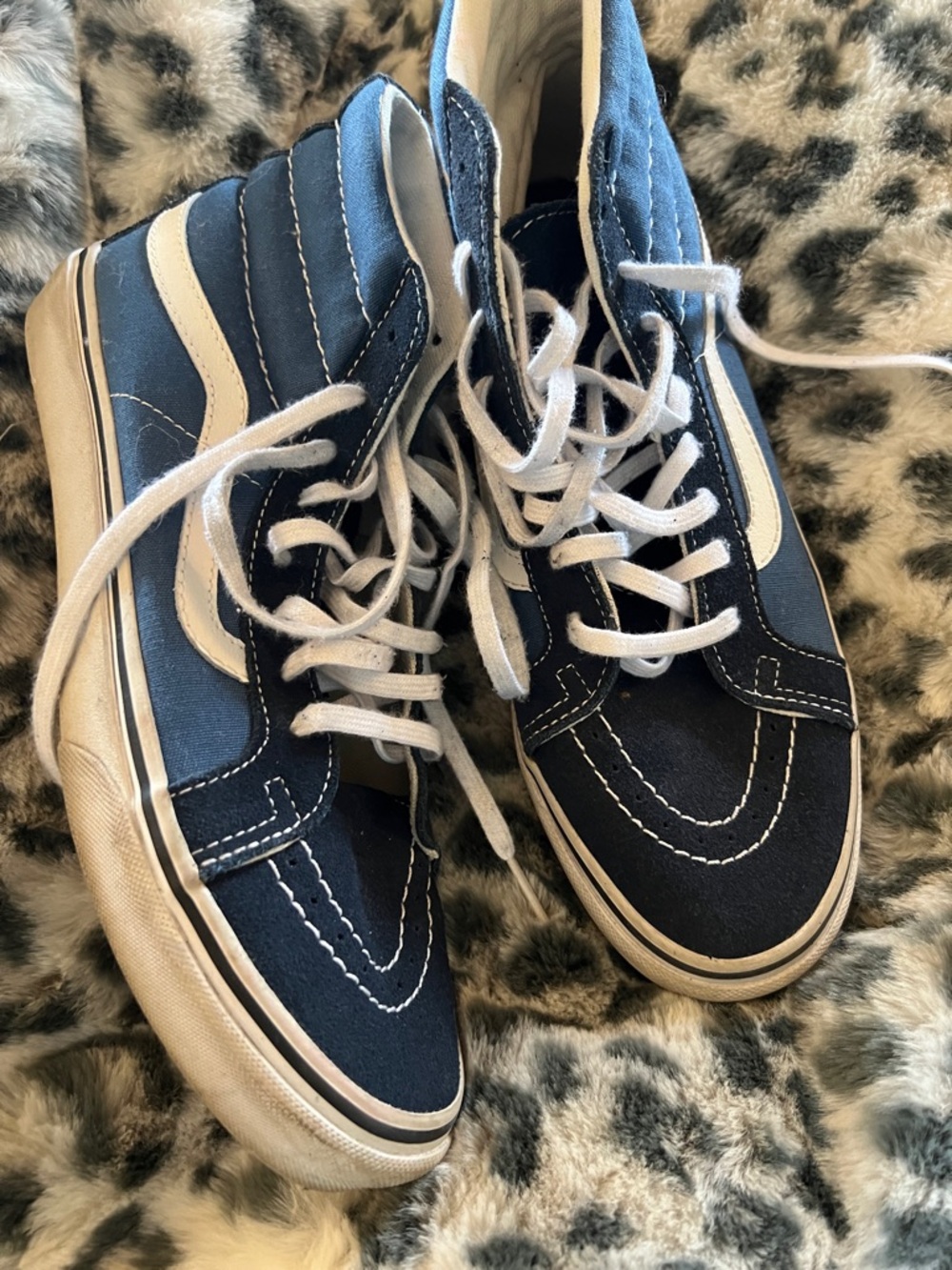 Vans Old Skool Navy and White Sk8-Hi Canvas Sneakers Womens 9 Men’s 7.5